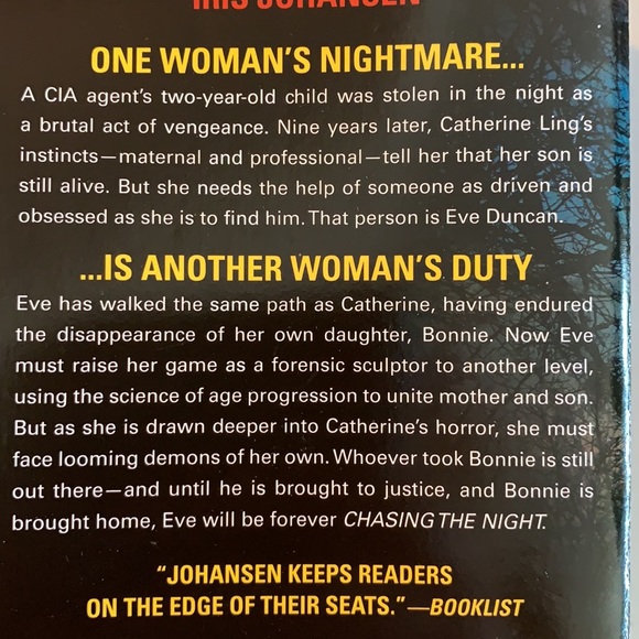 Crime. Iris Johansen set of 3 - Picture 8 of 9